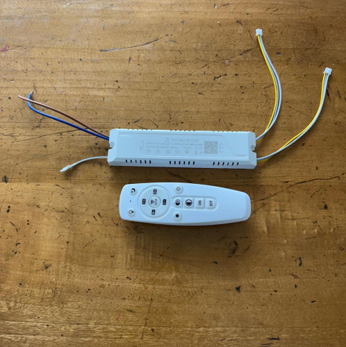 LED-драйвер 200W (30-50Вт × 4 канала) для двухцветной люстры с пультом управления