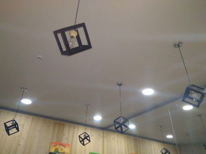 Люстра одноламповая "Черный кубик"