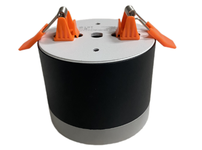 Черный спот с накладными креплениями AZ-BK-GX77