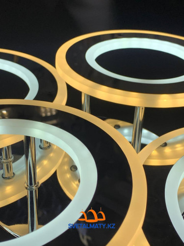 Потолочная люстра в виде 4 кольца L609-2+2 CR