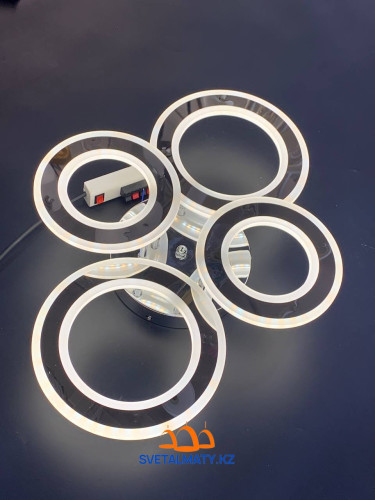 Потолочная люстра в виде 4 кольца L609-2+2 CR