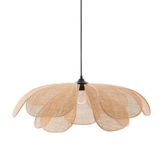 Люстра с ротанговыми лепестками для уютного интерьера