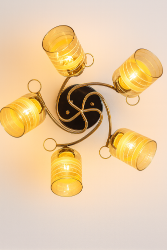 Люстра потолочная с 5 плафонами из стекла, высота 20 см, диаметр 50 см, цоколь E27