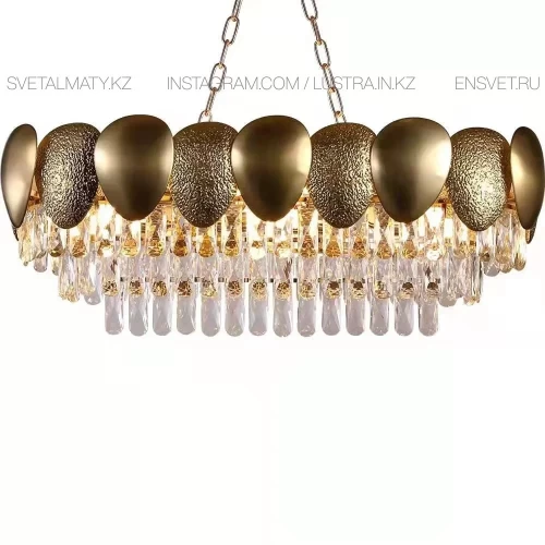 Люстра хрустальная, форма овал. Цвет золото