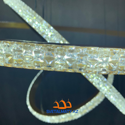 Подвесная люстра на 3 кольца золотистым цвете