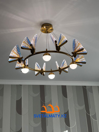 Современная люстра в форме бабочки HXD36-8