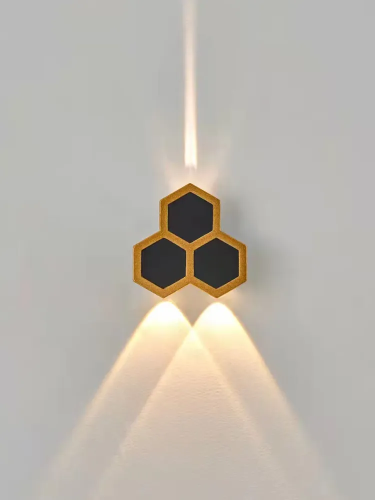 Настенный уличный светильник с сотами CK537/3