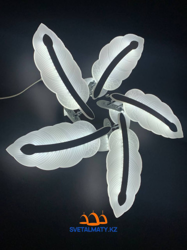 Креативная LED люстра из перьев 7245-5 CR